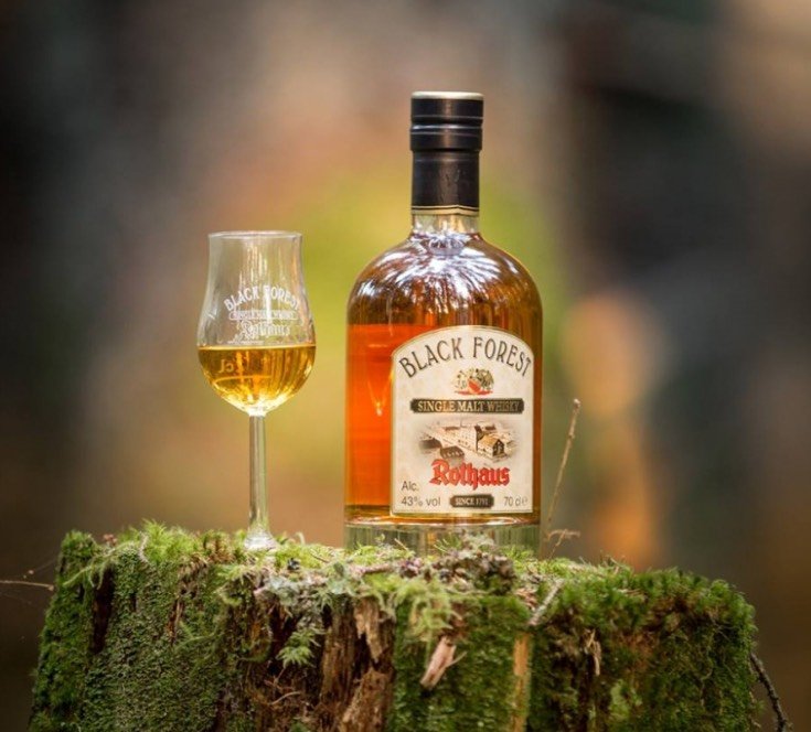 Der Rothaus Black Forest Single Malt Whisky mit dem passenden Tasting-Glas